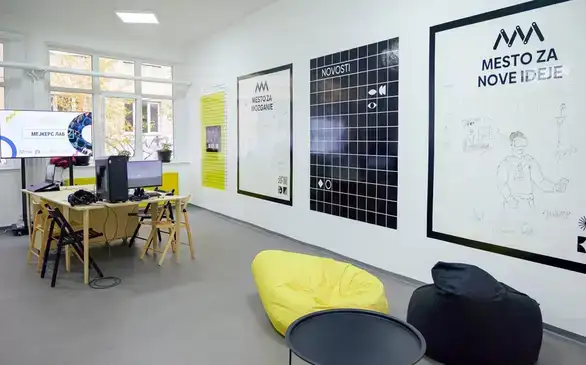 Prvi rođendam Mejkers laba