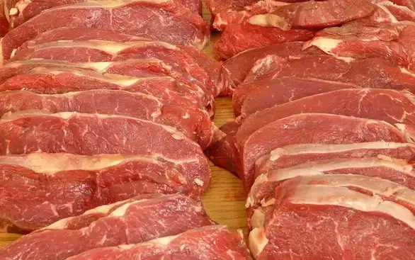 Proizvođači: Skupa hrana gasi farme svinja u Srbiji, meso će poskupljivati