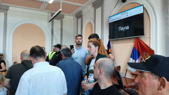 Koja je uloga parlamentarne opozicije u razrešavanju krize u Zaječaru?