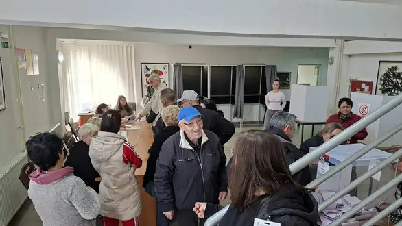 Rekordna izlaznost u Zaječaru: Do 14 časova glasalo 46,1 odsto birača
