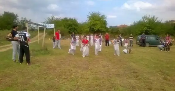 Sportsko-zabavno takmičenje "Putem zdravog života - trčimo zajedno 3. avgusta u Malom Izvoru