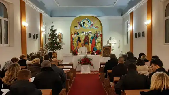 Vernici proslavljaju Božić po gregorijanskom kalendaru