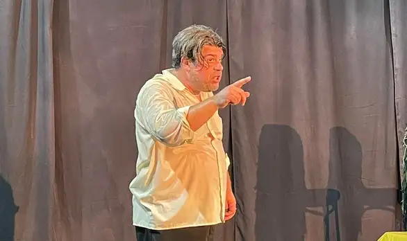 Sinoć na letnjoj sceni "Nenad Ciganović" u Pozorišnom muzeju, odigrana monodrama "Pupin - istorija velikana"