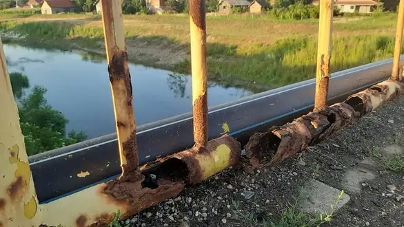 Most preko Belog Timoka u lošem stanju