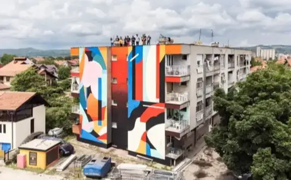 Mladi i aktivizam: Troje muralista oslikali fasade Zaječara