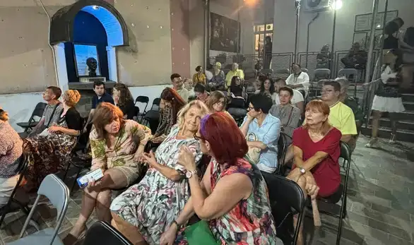 Klavirski duo ,,Suton” nastupio u Pozorišnom muzeju