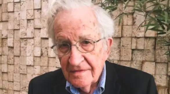 Noam Čomski u pismu Aleksandru Vučiću: Uznemiren sam zbog činjenice da je Institut za filozofiju na meti vlasti