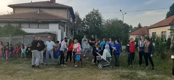 Meštane naselja "Izvorski put" godinama muče isti problemi