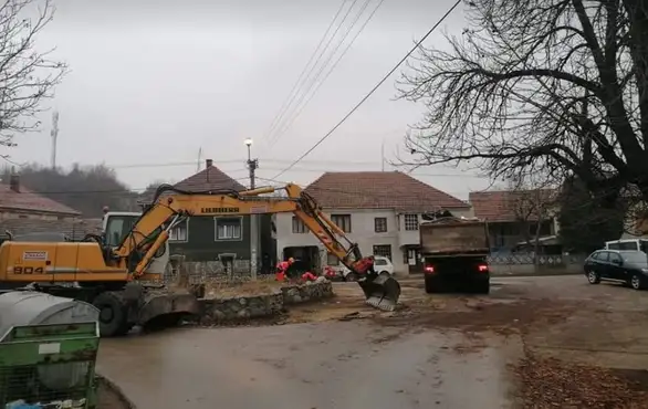 Počela rekonstrukcija dve ulice u Velikom Izvoru: Vrednost radova 6.5 miliona dinara
