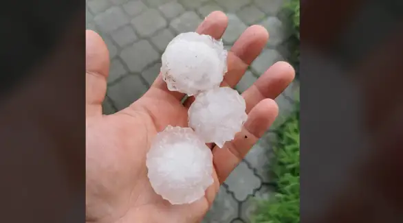 Strašno nevreme zahvatilo Zaječar: Padao grad veličine jajeta