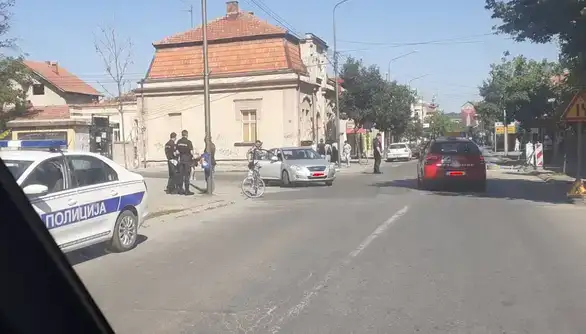 Saobraćajna nezgoda u Zaječaru: Automobil udario biciklistu