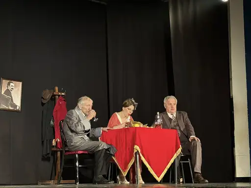 Predstava ,,Nušić i prijatelji” odugrana u Kotlujevcu