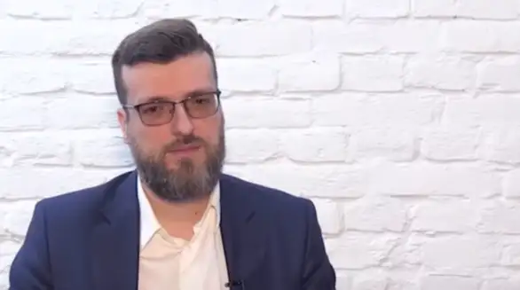 Nogo: U subotu ispred Skupštine „izbori za narodne poslanike“ i ulazak u zgradu