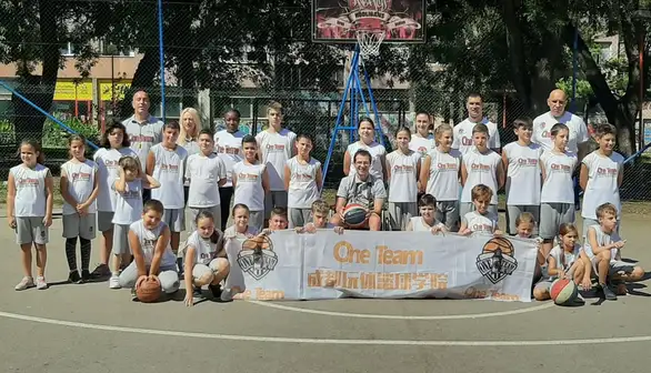 Košarkaški kamp škole "One Team" okupio četrdesetak polaznika od 5 do 15 godina