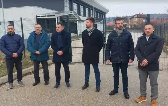 “Ako oni ne otvore halu u Kotlujevcu, otvorićemo je mi”: Poručuju iz Ujedinjene opozicije Zaječara
