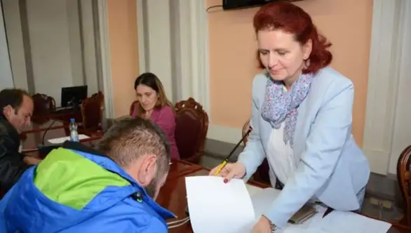 Potpisivanjе ugovora za dodеlu podsticaja za razvoj stočarstva i pčеlarstva u 2021. godini