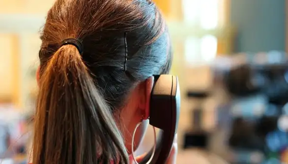 Aktivisti SNS u nedelju zvali birače sve dok ne potvrde da su glasali