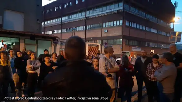 Protest ispred Centralnog zatvora: Osloboditi uzbunjivača, uhapsiti odgovorne