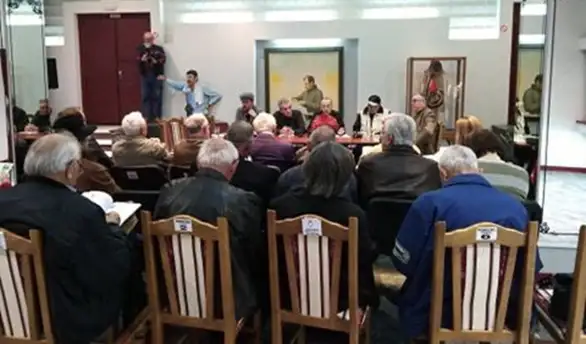 Predstavljena knjiga „Glavolomke timočkih aforističara i humorista“ autora Miodraga Cekovića