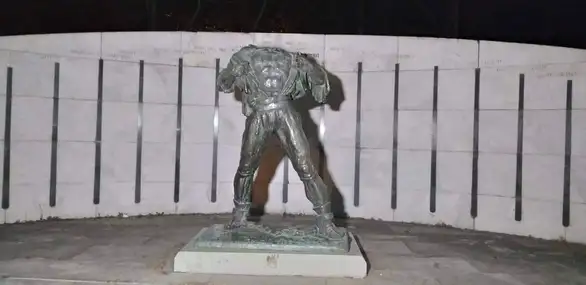 Najnovije vesti: Vandali haraju Kraljevicom