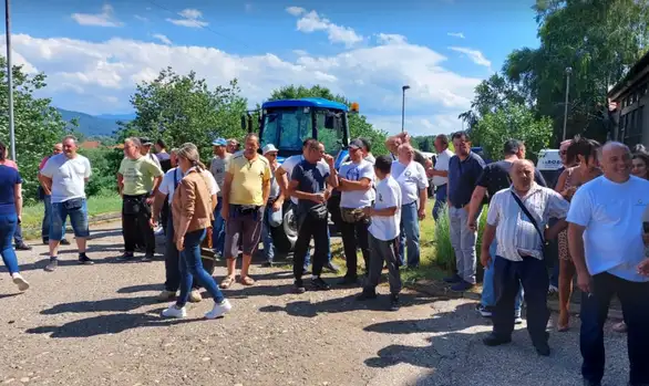 Deo radnika vodovoda pružilo podršku rukovodstvu i direktoru Šarčeviću