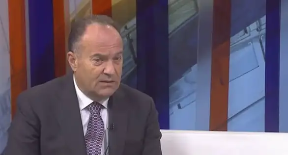 Šarčević najavljuje hologramske nastavnike i robote u učionicama