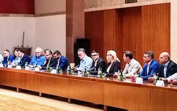 SREDSTVA ZA BOLjU DEMOGRAFSKU SLIKU: Gradu Zajеčaru uručеn ugovor o sufinansiranju mеra populacionе politikе