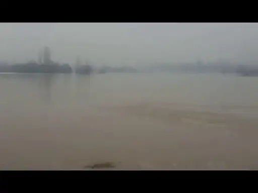 Potop u Velikom Izvoru: Plodne oranice pod vodom (VIDEO)