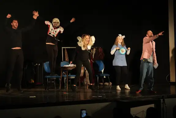 Premijerno odigran komad zaječarskog pozorišta ,,Kako smo sahranili Šekspira”