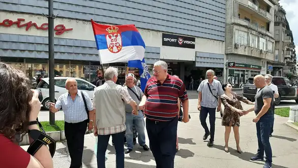 Verbalni sukob Šešelja i aktivistkinje PSG-a: Od kupi zube do fašisto ubio si mi oca u Sarajevu