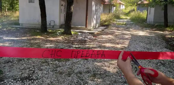 Saopštenje: Bungalovi na Kraljevici SNS prevara i ruglo
