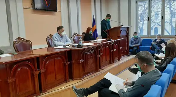 ŠVS: Upozoravaju se vlasnici ugostitеljskih objеkata, radnji, kladionica da pre odluke Štaba ne mogu otvarati svoje objekte