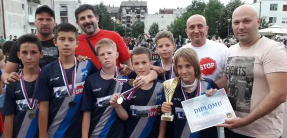 "Auto škola Stop" pobednik turnira u Kotlujevcu u kategoriji petlića