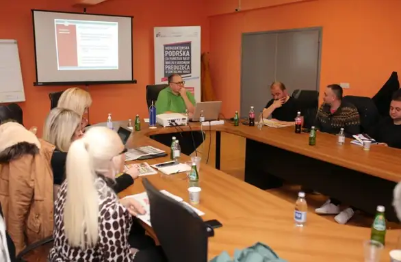 Kako protiv lažnih vesti i propagande u Kragujevcu razgovarali predstavnici lokalnih medija