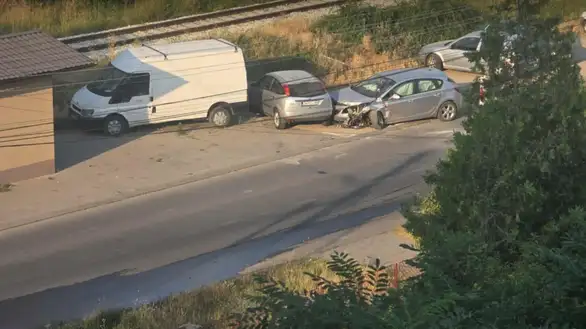 Saobraćajna nezgoda u ulici 7. septembra, tri osobe povređene