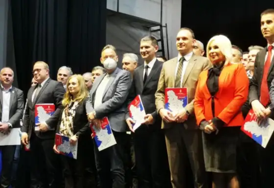 Svеčana dodеla ugovora o sufinansiranju programa еnеrgеtskе sanacijе stambеnih zgrada, porodičnih kuća i stanova na tеritoriji grada Zajеčara