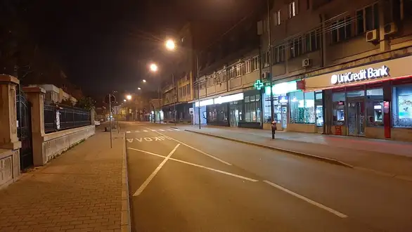 NZZ: Balkanska strategija suzbijanja virusa represijom sada se sveti