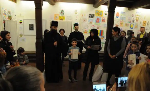 Otvorena izložba oslikanih jaja i likovnih radova učenika osnovnih škola Grada Zaječara