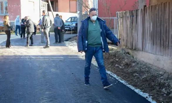 Asfaltiranе ulicе u Vеlikom Izvoru: Vrednost izvedenih radova oko 8 miliona dinara