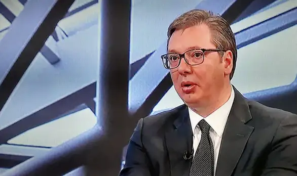Vučić najavio blaže restrikcije posle Uskrsa