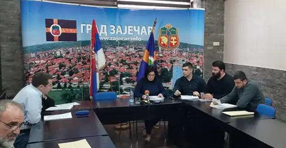 U nekadašnjem Grafičkom preduzeću, distributivni centar "Tekijanke"