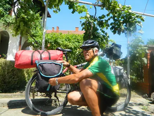 Velika avantura i dalje traje: Biciklom od Negotina do Švedske!