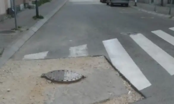 Prijavi problem: Opasan šaht u centru Zaječara