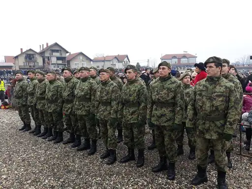 Da li od januara stižu "plave koverte": Obavezni vojni rok za sada samo u najavama, ali i u budžetu