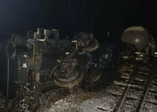 Cisterne se prevrnule kod Minićeva: Da li je pruga rekonstruisana?