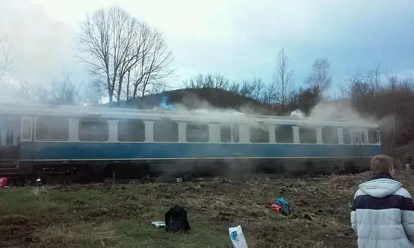 NAJNOVIJA VEST: ZAPALIO SE PUTNIČKI VOZ NA RELACIJI NIŠ - ZAJEČAR!