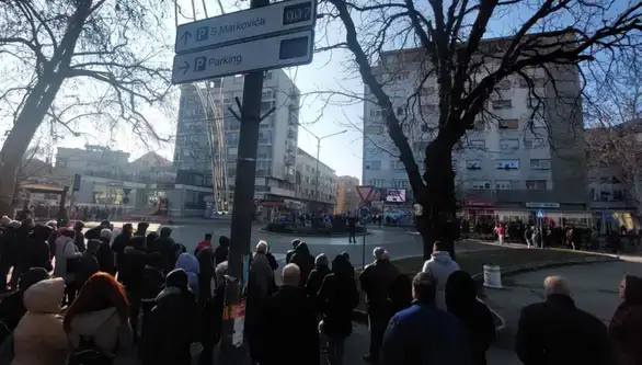 Protestna vožnja „Bukom protiv diktature“ večeras u 19:15 od Doma kulture u Velikom Izvoru