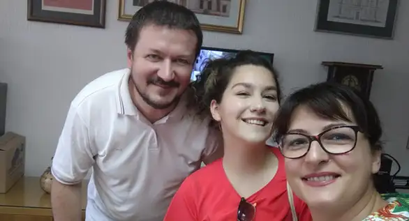 IYI YOLCULUKLAR ZEYNEP - Srećan put ZEJNEP!