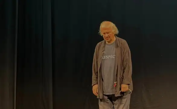 Odigrana monodrama ,,Lijevo, desno, glumac”, Zijaha Sokolovića