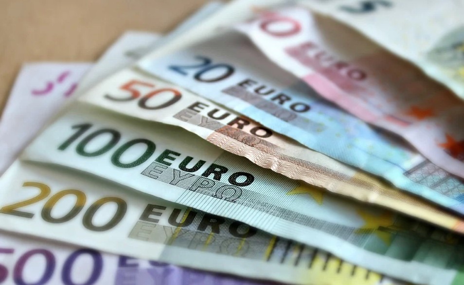 Danas isplata po 20 evra penzionerima